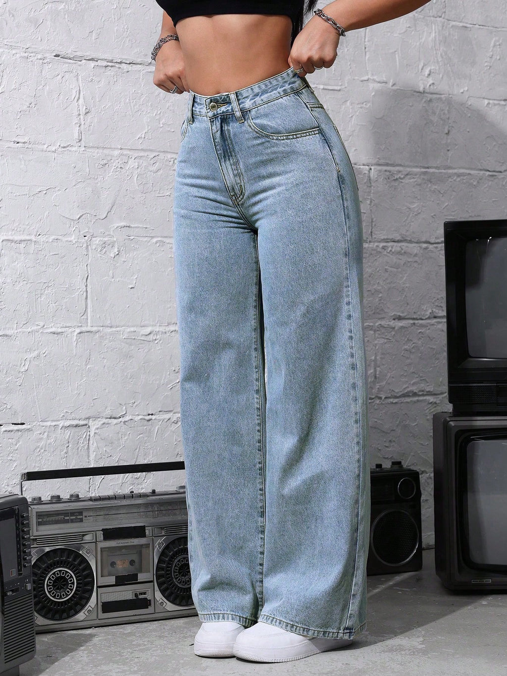 ICON Front Button Multi-Pocket Casual Loose Jeans, Daily Wear