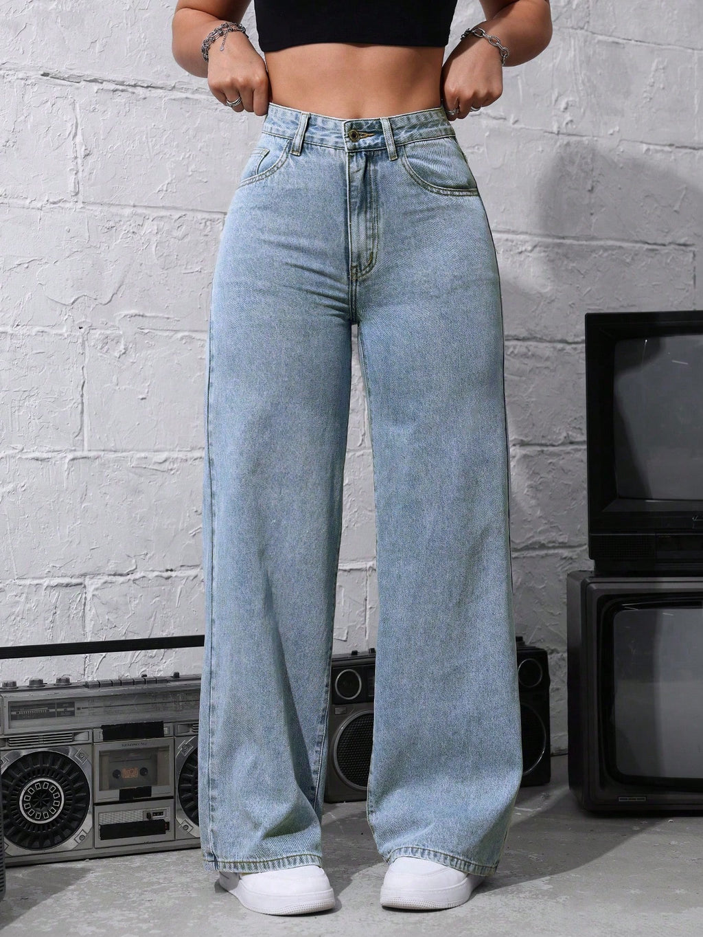 ICON Front Button Multi-Pocket Casual Loose Jeans, Daily Wear