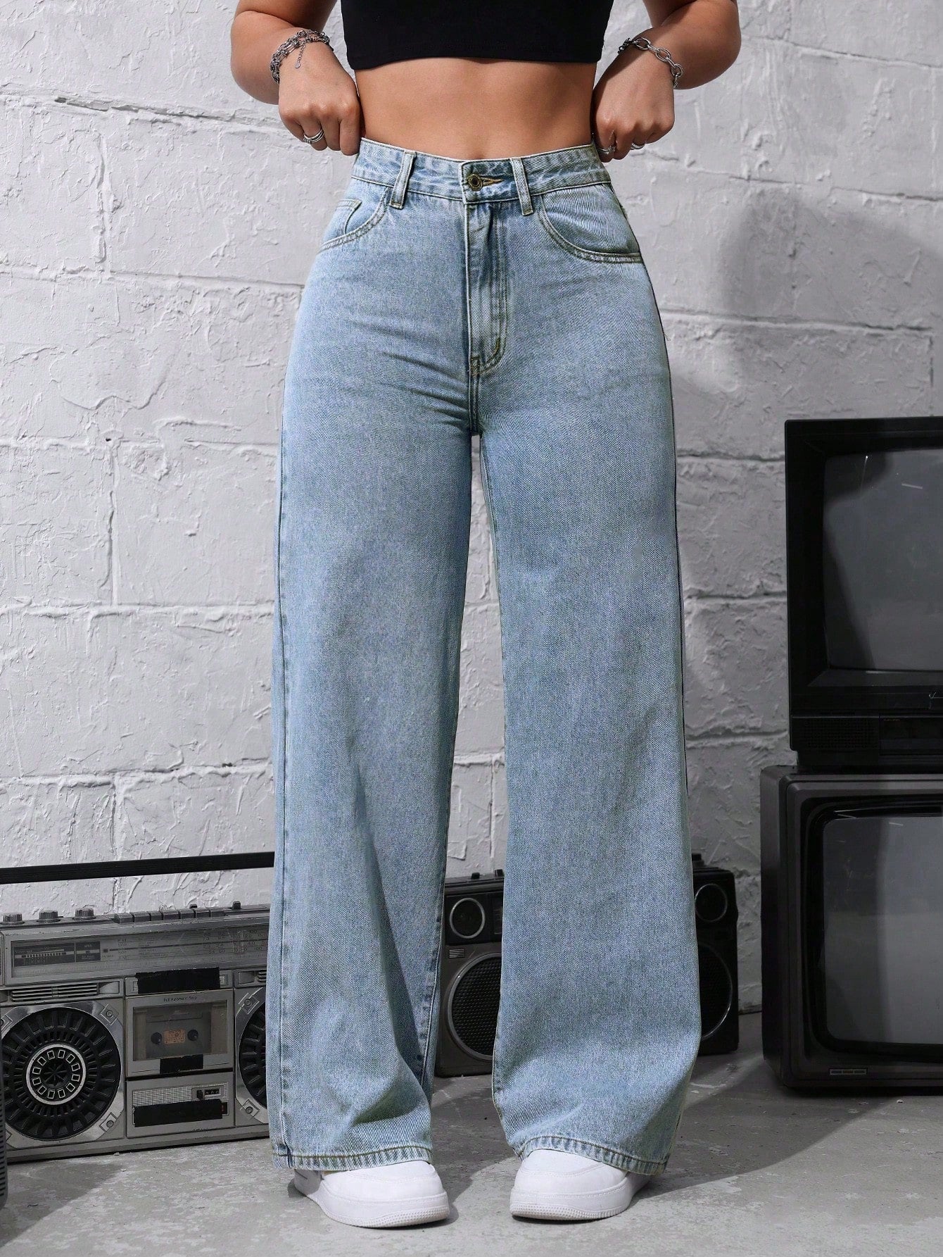 ICON Front Button Multi-Pocket Casual Loose Jeans, Daily Wear